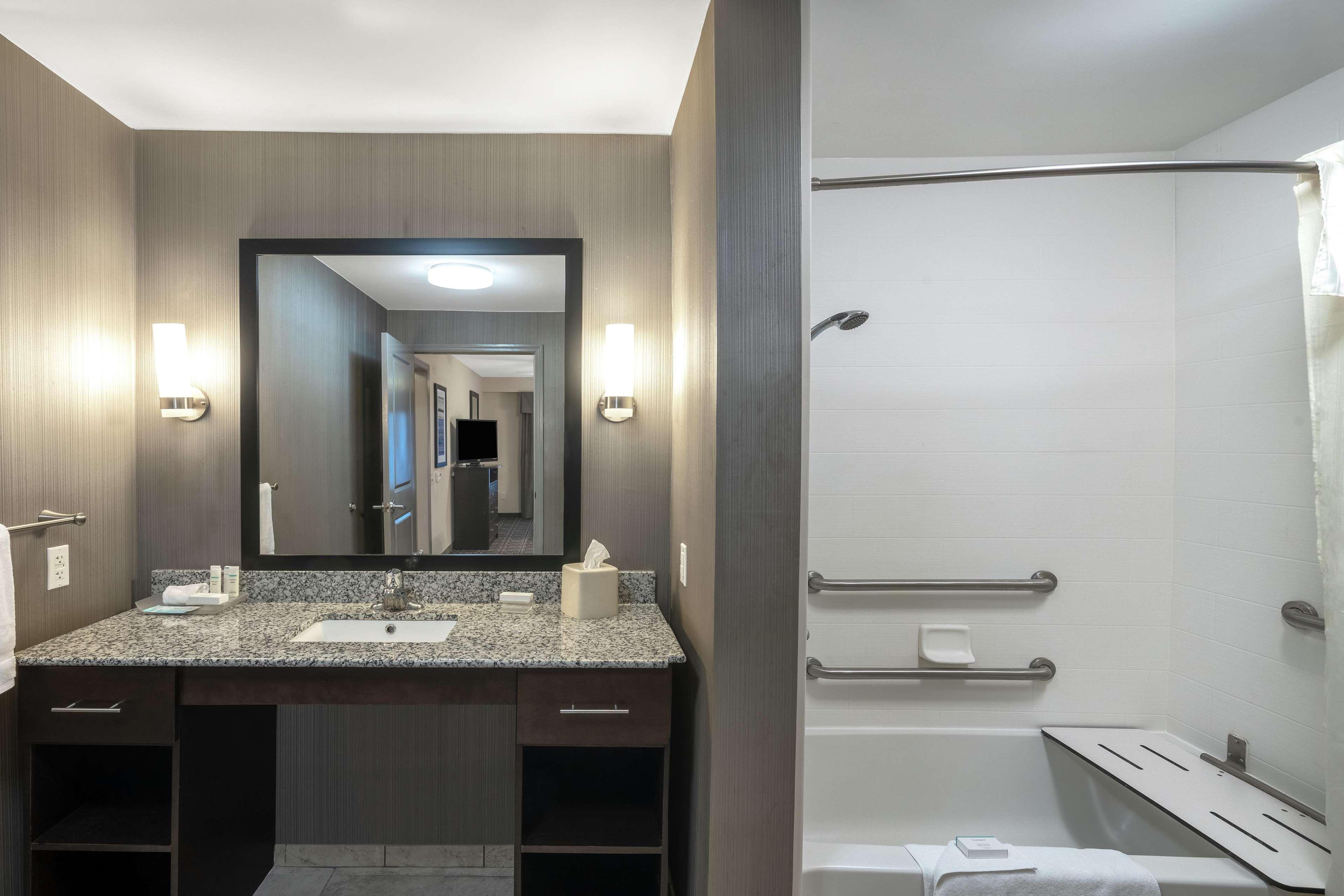 Homewood Suites By Hilton Huntsville-Downtown Екстер'єр фото